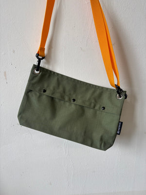 Kubrick crossbody — khaki green