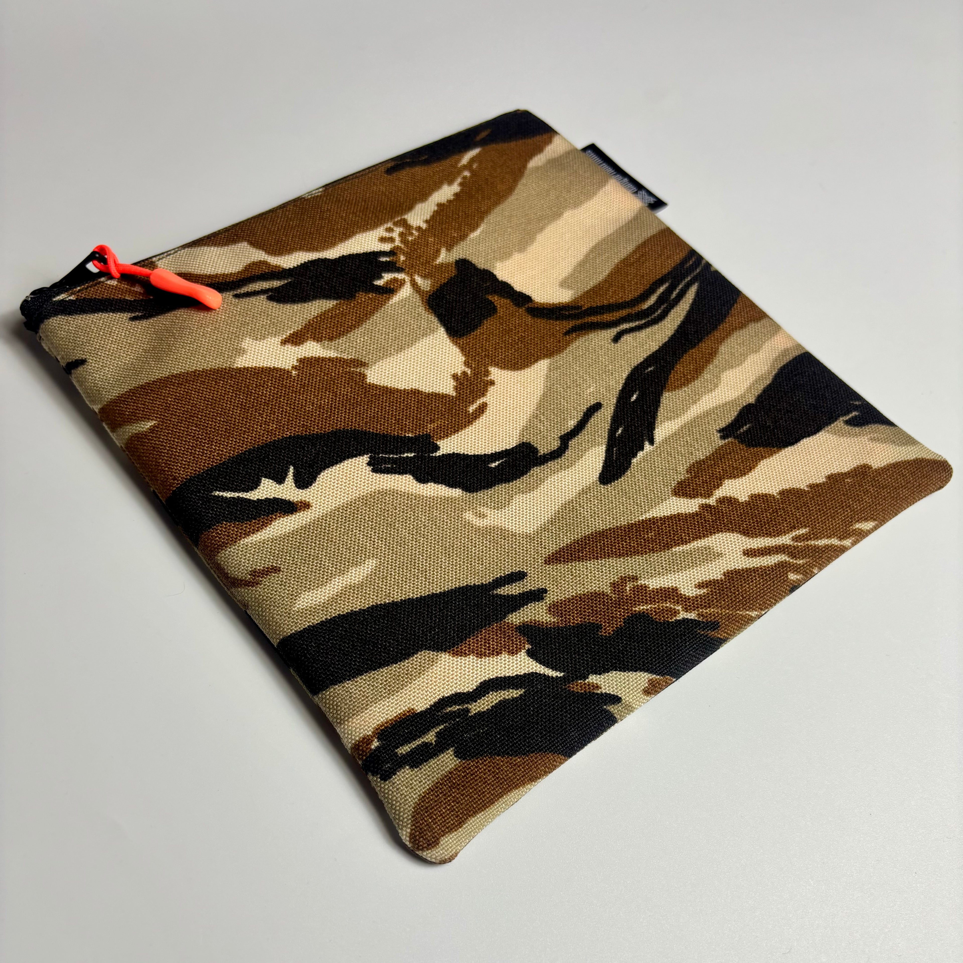 Puzo pouch — Abu Dhabi camo