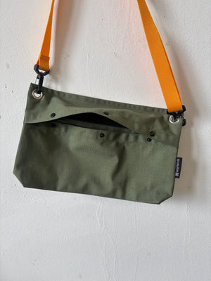 Kubrick crossbody — khaki green