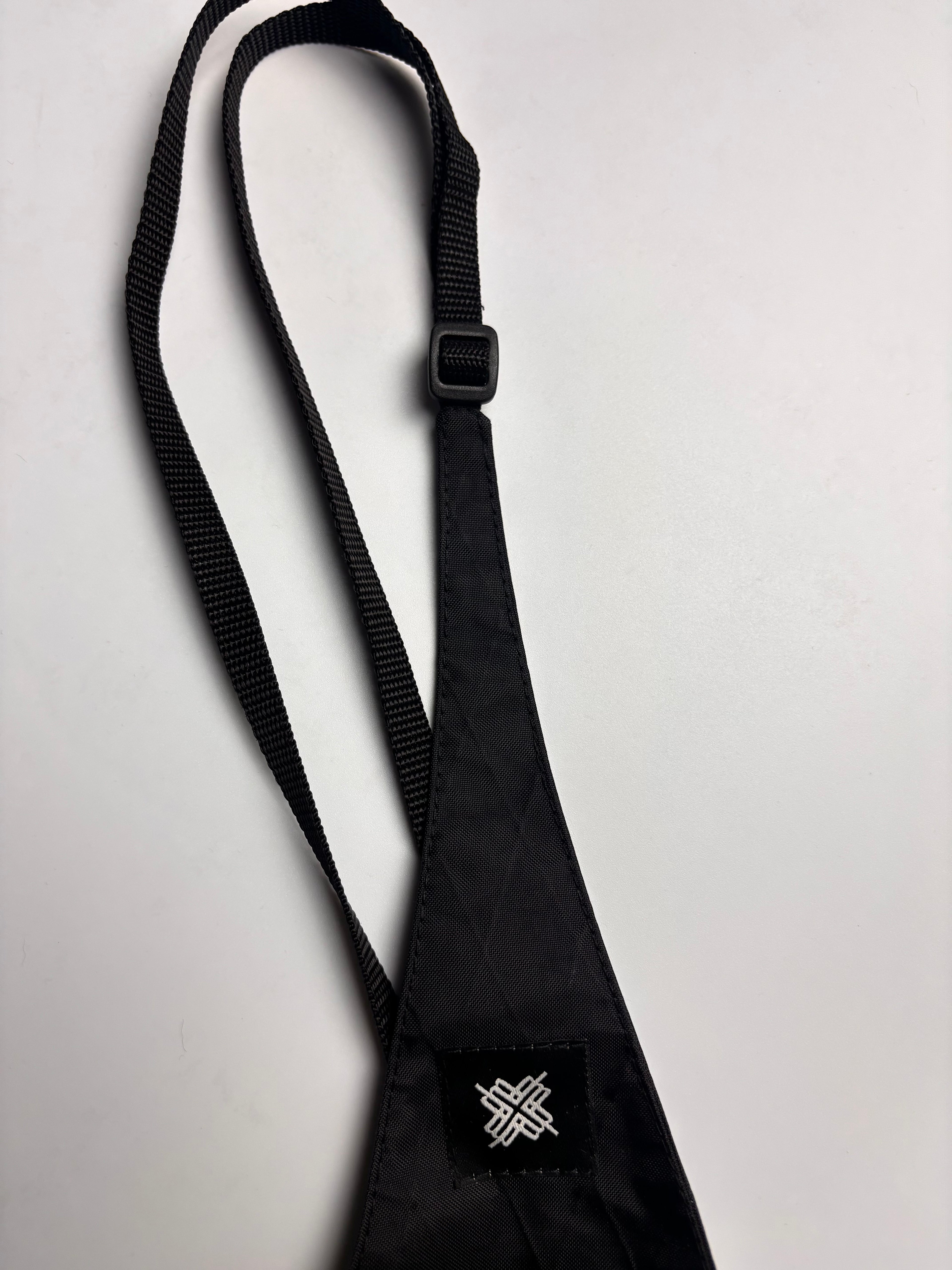 Marlon bottle sling — black X-Pac®