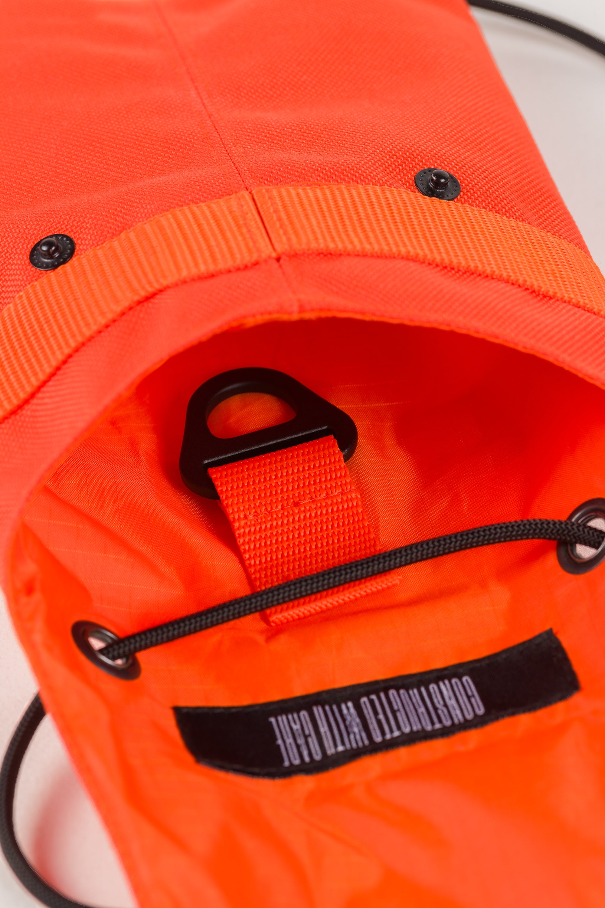 Franco crossbody pouch — Orange