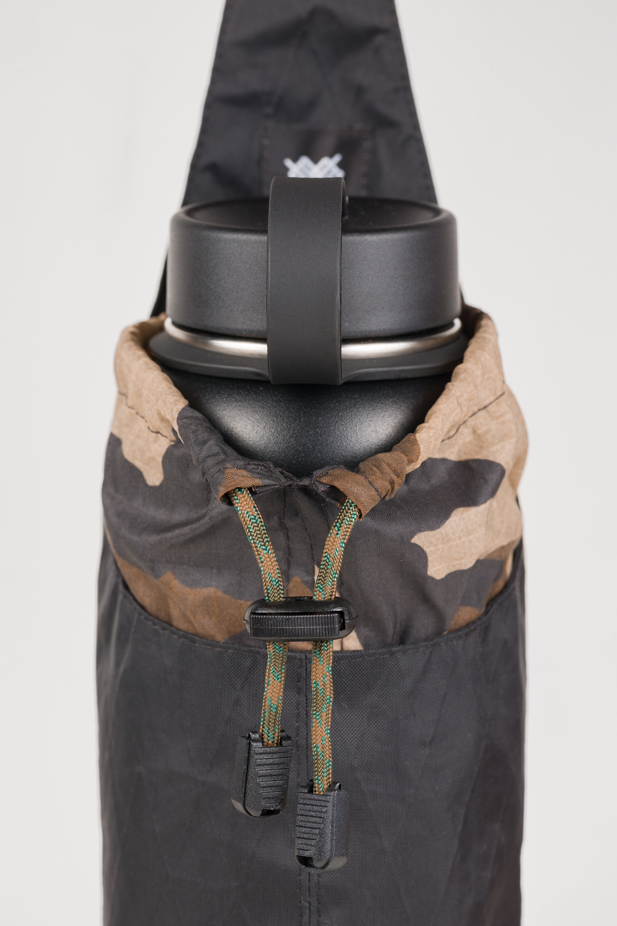 Lucio bottle sling — black X-Pac®