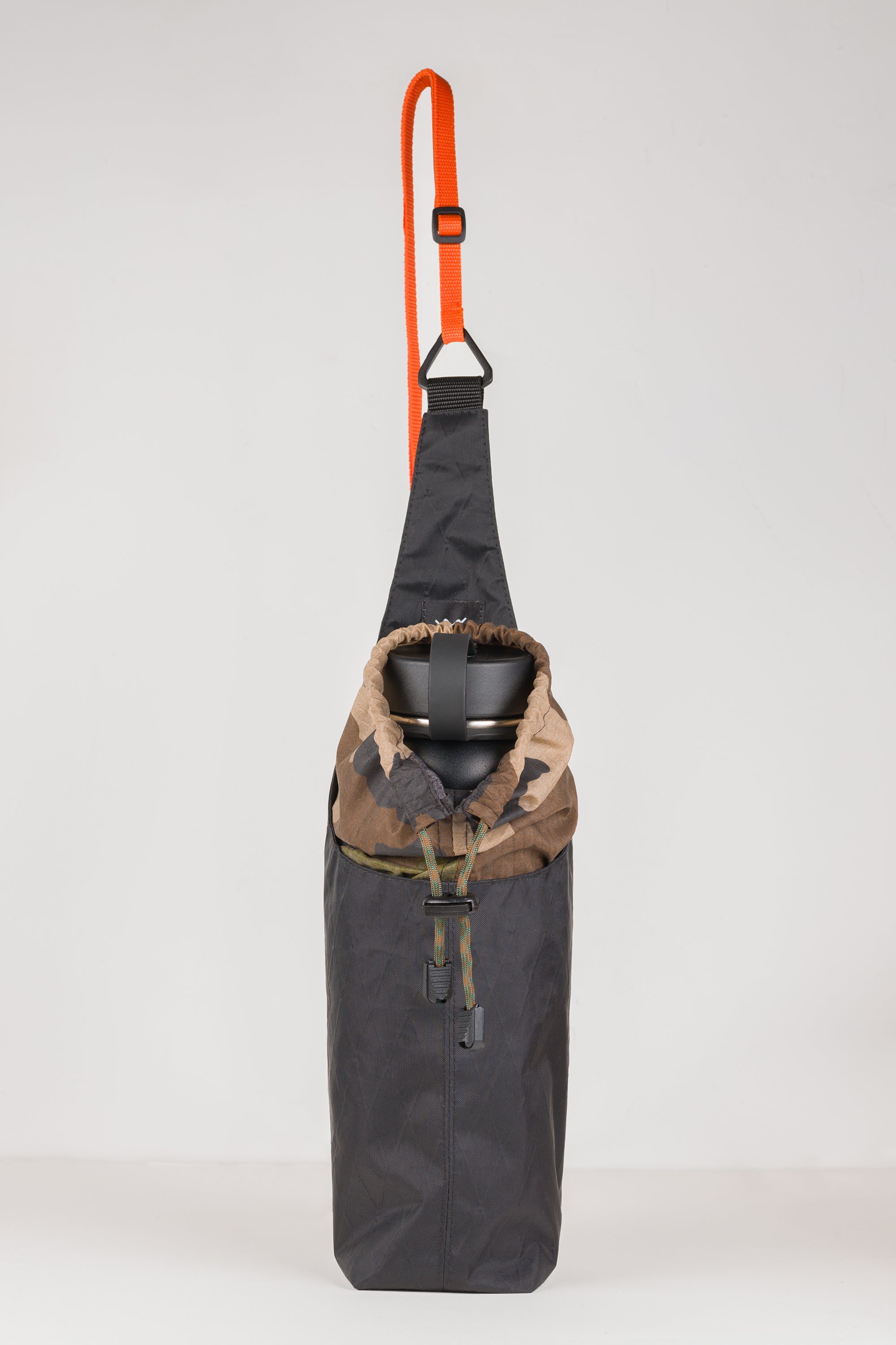 Lucio bottle sling — black X-Pac®