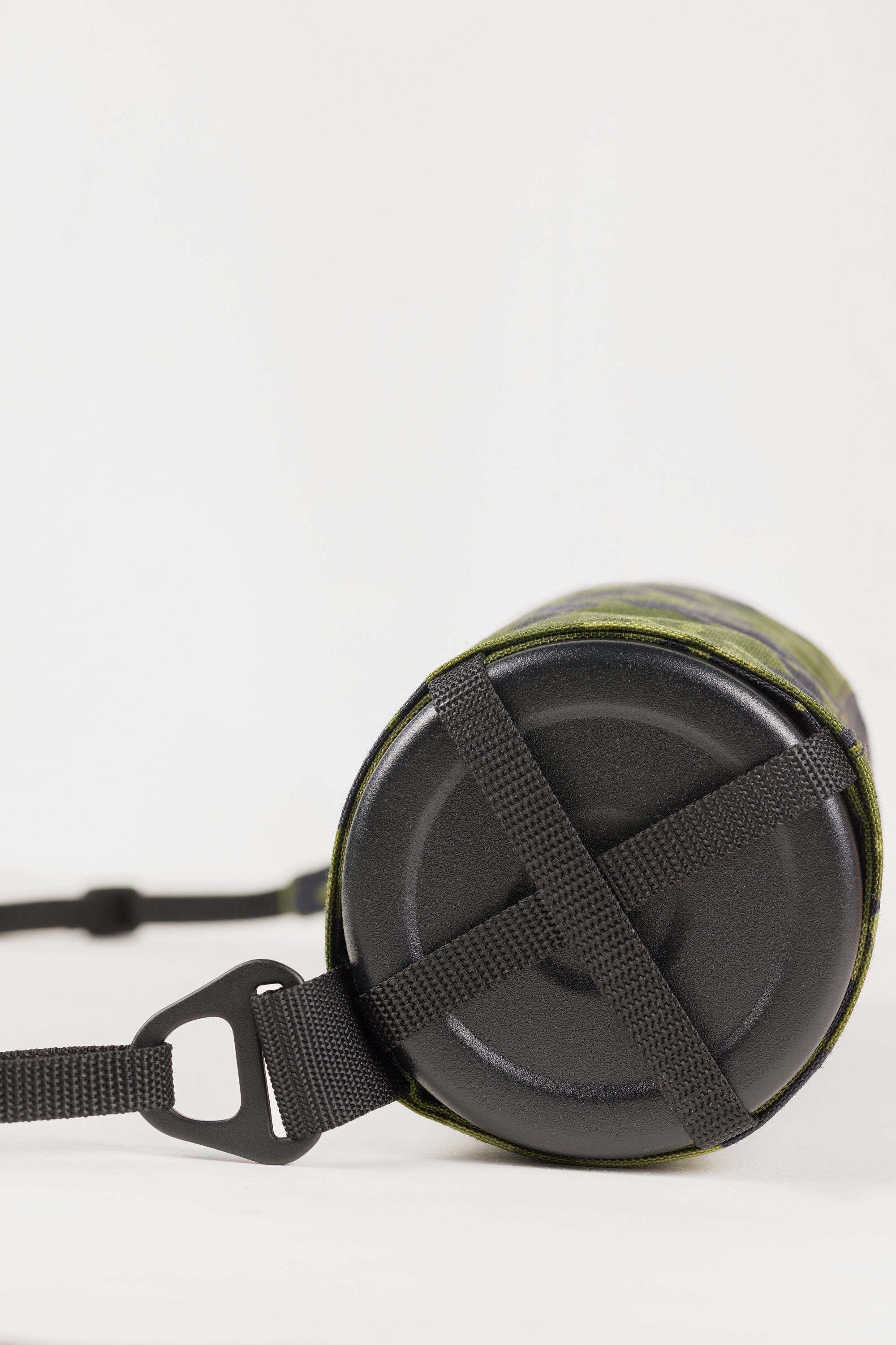 Marlon Bottle Sling — Danish camo