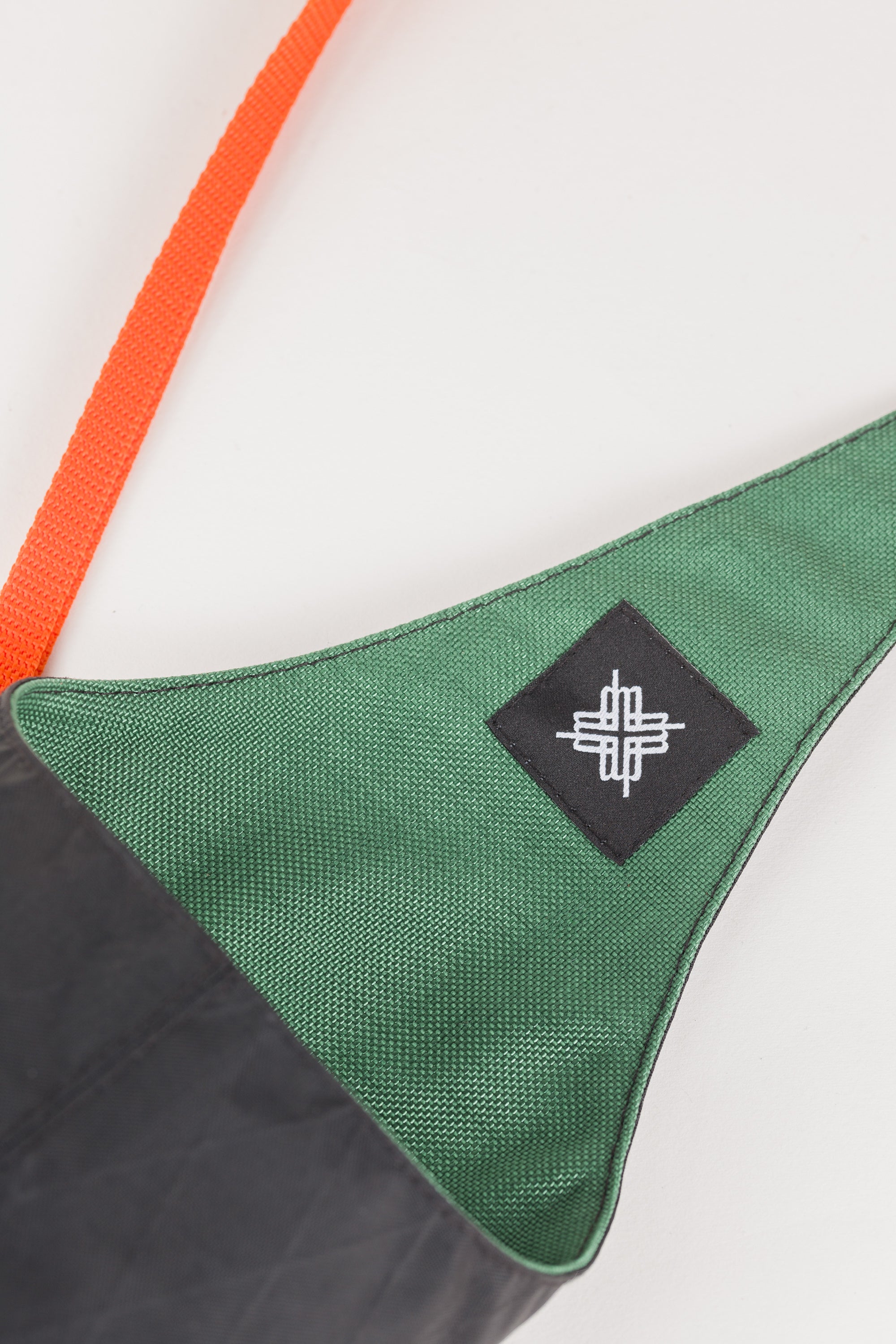 Marlon bottle sling — sage & black X-Pac®